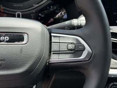 2025 Jeep Compass Base