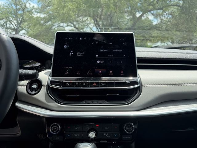 2025 Jeep Compass Base
