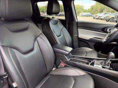 2025 Jeep Compass Base