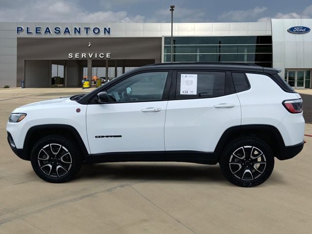 2025 Jeep Compass Trailhawk