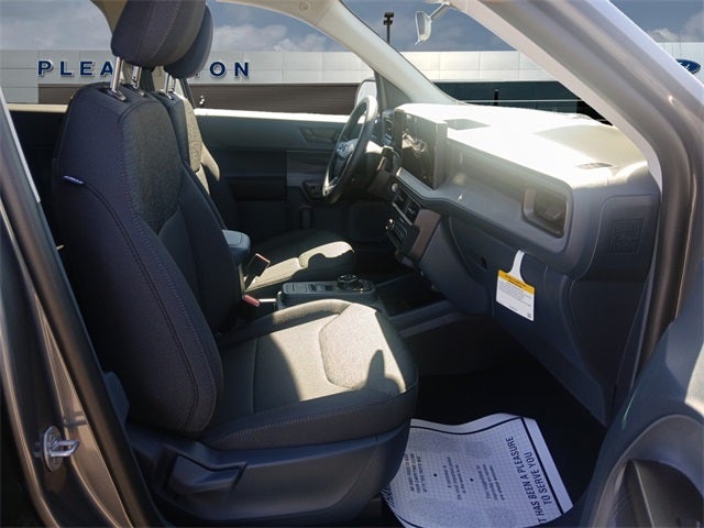 2025 Ford Maverick Base