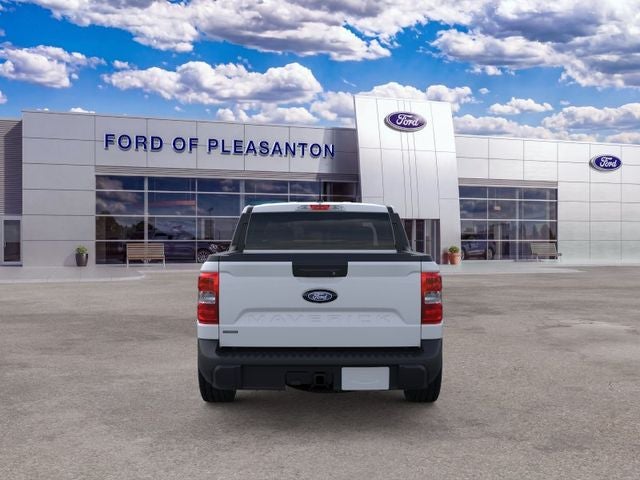 2026 Ford Maverick Base