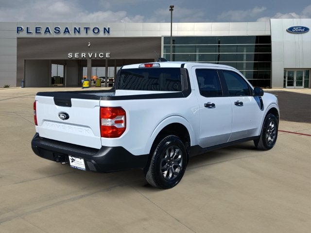 2025 Ford Maverick Base