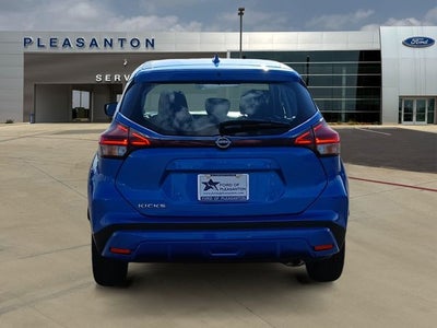 2024 Nissan Kicks S