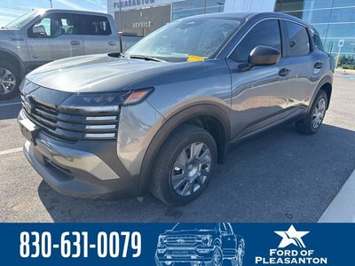 2025 Nissan Kicks Base