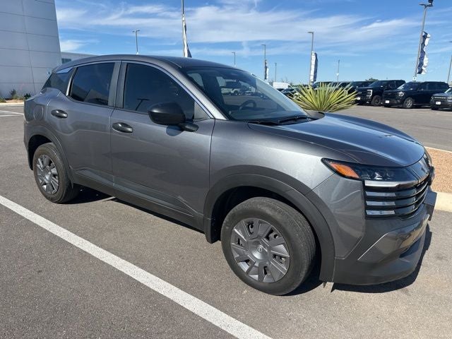 2025 Nissan Kicks Base