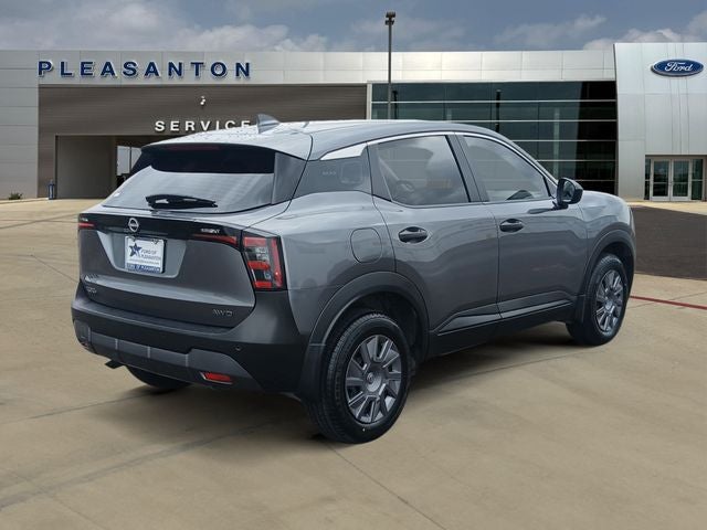 2025 Nissan Kicks S