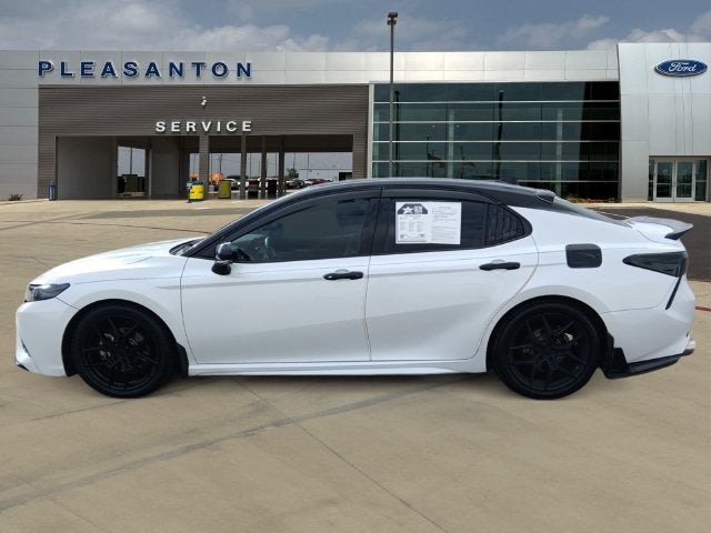 Used 2018 Toyota Camry XSE with VIN 4T1BZ1HK0JU020748 for sale in Pleasanton, TX
