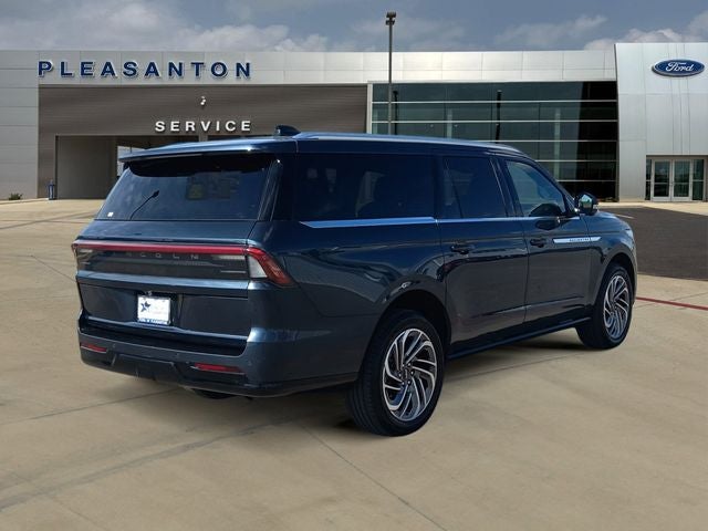 2025 Lincoln Navigator L L Reserve