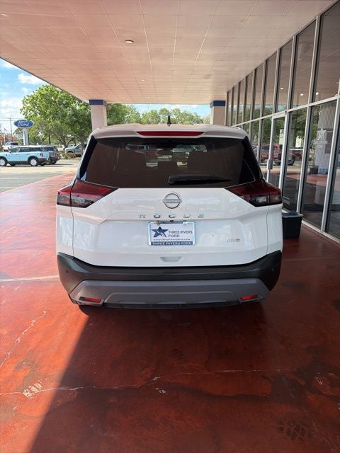 2023 Nissan Rogue Base