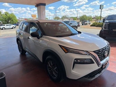 2023 Nissan Rogue Base