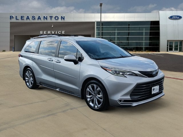 2024 Toyota Sienna Platinum 7 Passenger