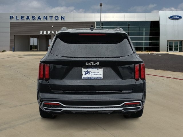 2023 Kia Sorento S