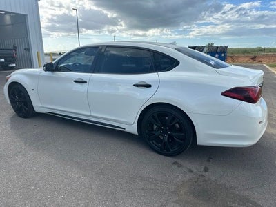 2019 INFINITI Q70L 3.7 LUXE