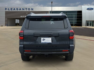 2025 Toyota 4Runner SR5