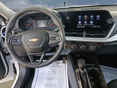 2025 Chevrolet Trax LS
