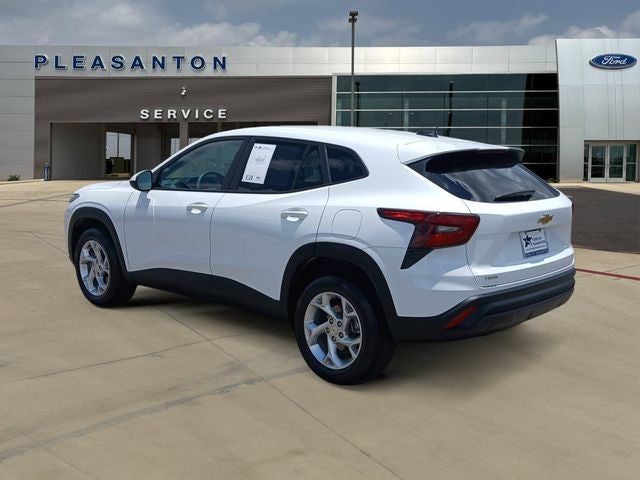 2025 Chevrolet Trax LS