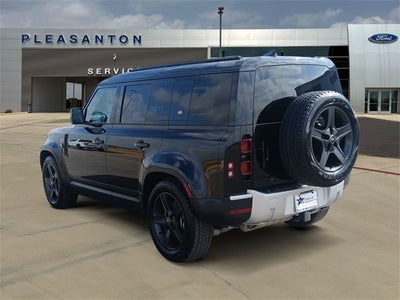 2022 Land Rover Defender 110 110 SE