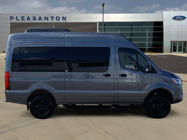 2026 Mercedes-Benz Sprinter 2500 144 WB Standard Roof Passenger