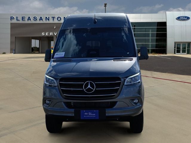 2026 Mercedes-Benz Sprinter 2500 144 WB Standard Roof Passenger