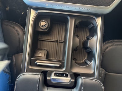 2026 Ford Expedition Platinum®