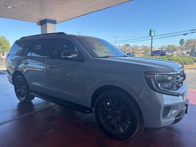 2026 Ford Expedition Platinum®