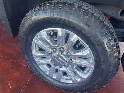 2023 GMC Sierra 2500HD Denali