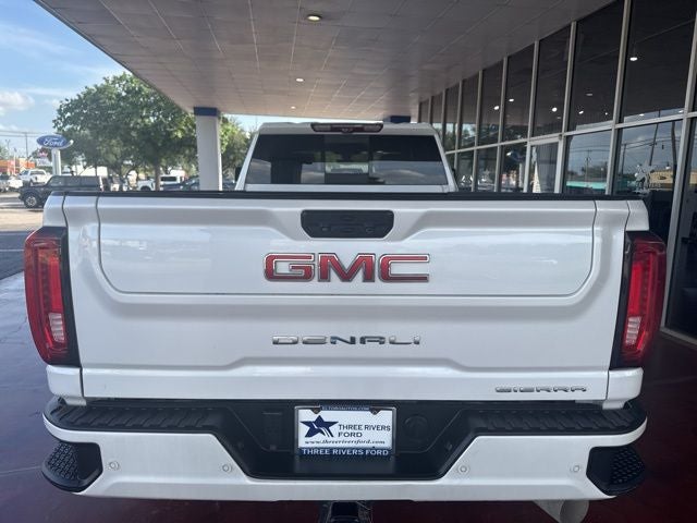 2023 GMC Sierra 2500HD Denali