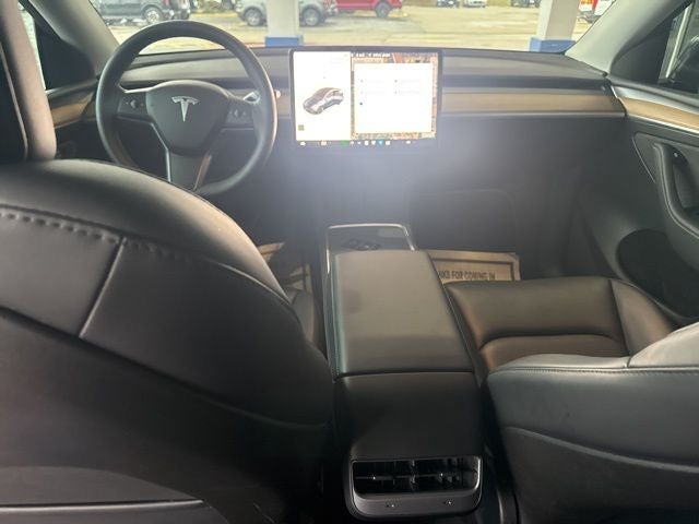 2024 Tesla Model Y Base