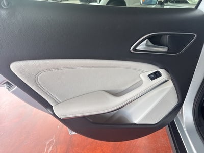 2020 Mercedes-Benz GLA Base