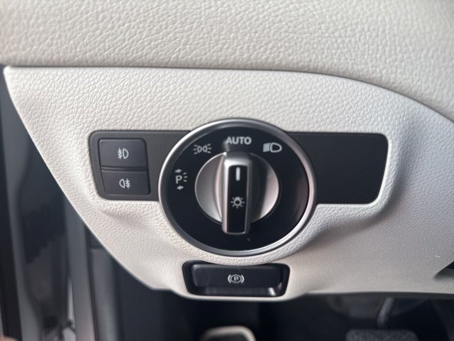 2020 Mercedes-Benz GLA Base