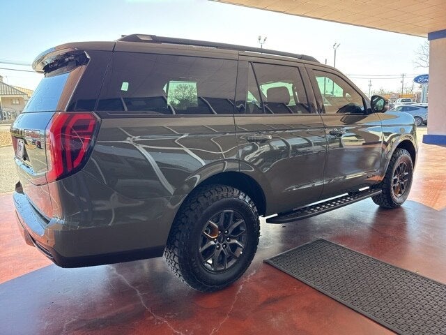 2025 Ford Expedition TREMOR®