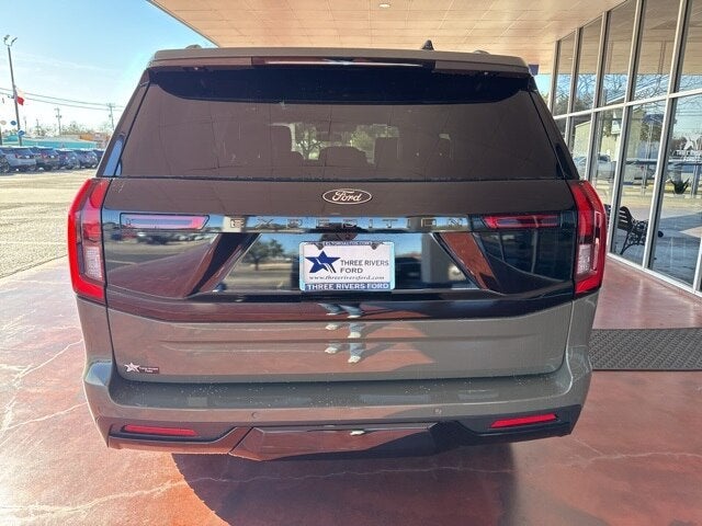 2025 Ford Expedition TREMOR®