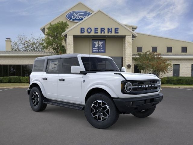 2026 Ford Bronco Outer Banks®