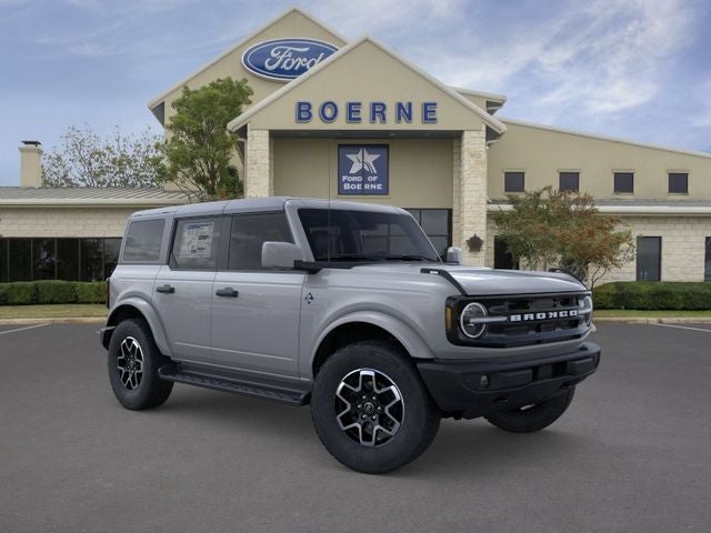 2026 Ford Bronco Outer Banks®
