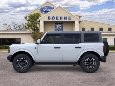 2026 Ford Bronco Outer Banks®