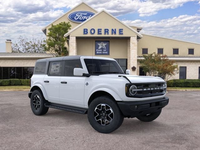 2026 Ford Bronco Outer Banks®