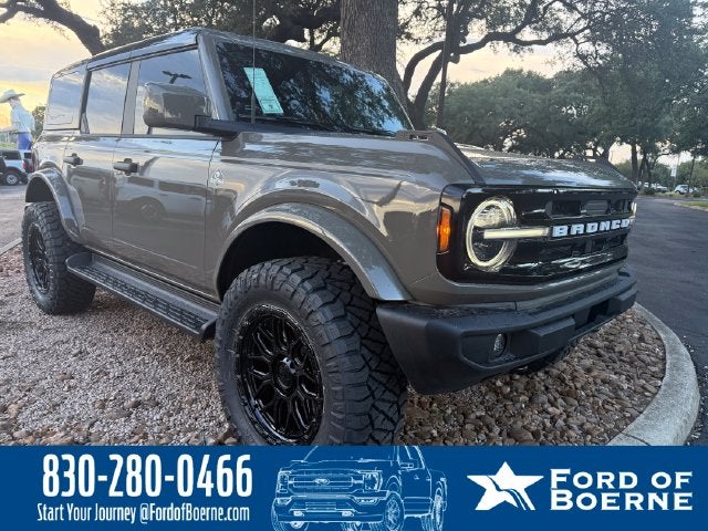 2026 Ford Bronco Outer Banks®