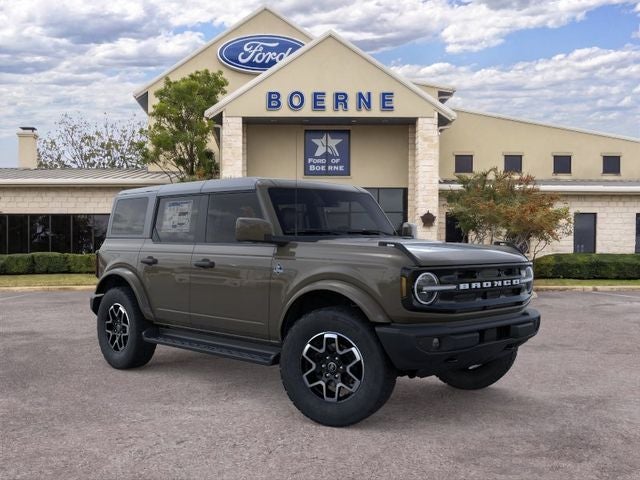 2026 Ford Bronco Outer Banks®