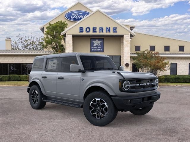 2026 Ford Bronco Outer Banks®