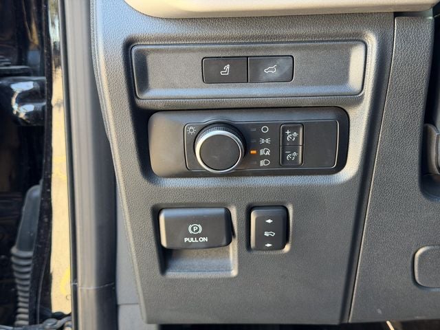 2022 Ford Expedition Max XLT
