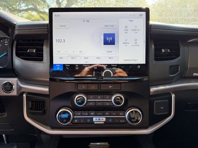 2023 Ford Expedition XLT