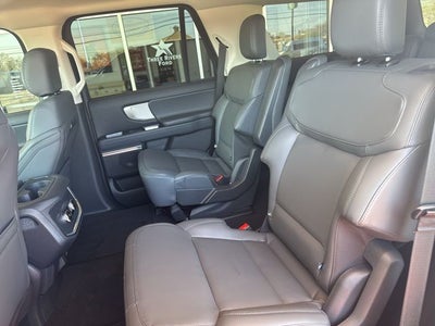 2026 Ford Expedition Active