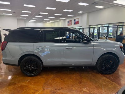 2027 Ford Expedition Platinum
