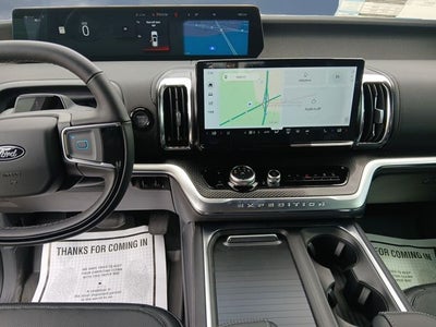 2025 Ford Expedition Platinum®