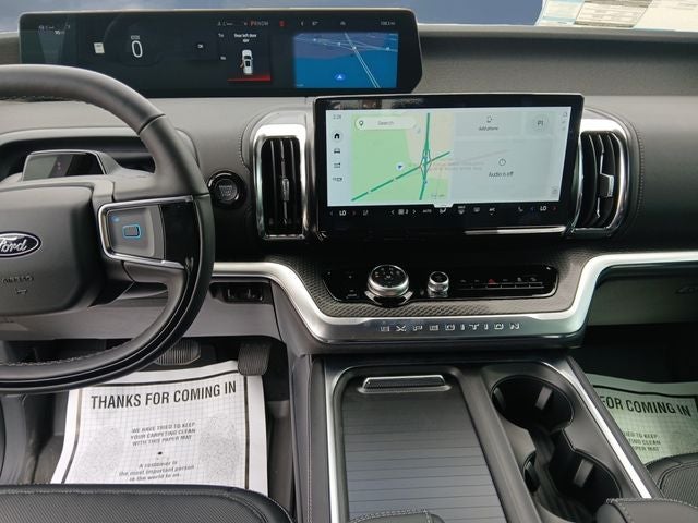2025 Ford Expedition Platinum®