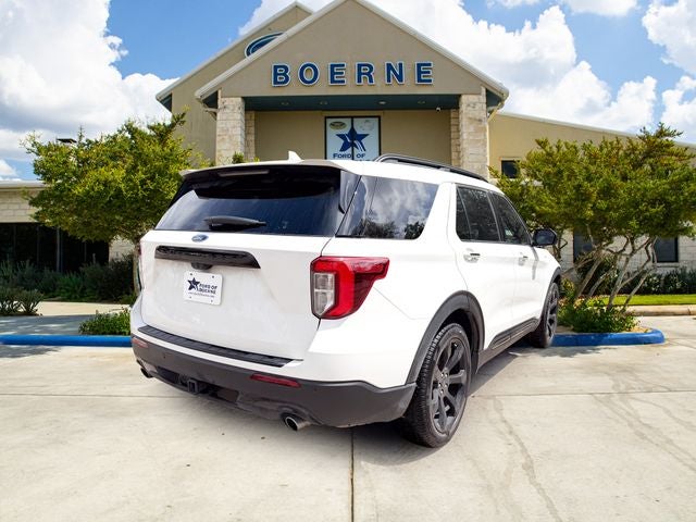 2024 Ford Explorer ST-Line