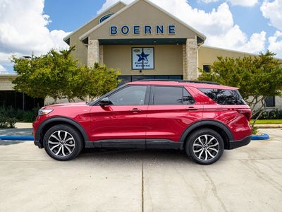 2022 Ford Explorer ST-Line