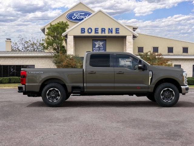2027 Ford F-250SD F-250® Lariat®