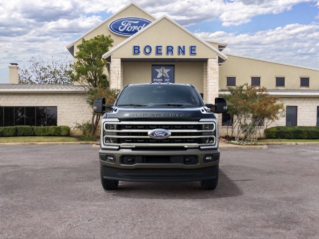 2027 Ford F-350SD F-350® King Ranch®